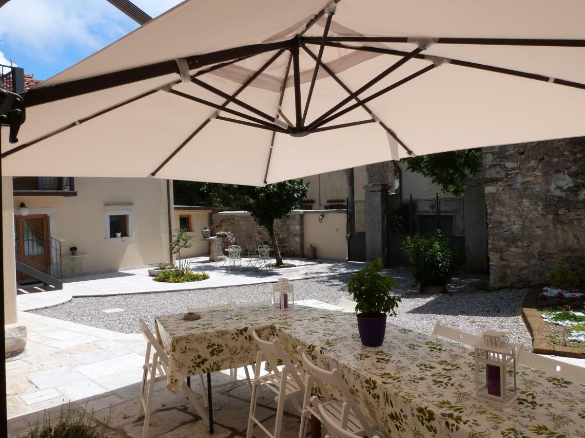 Bed & Breakfast Barbara Borgo Grotta Gigante ภายนอก รูปภาพ