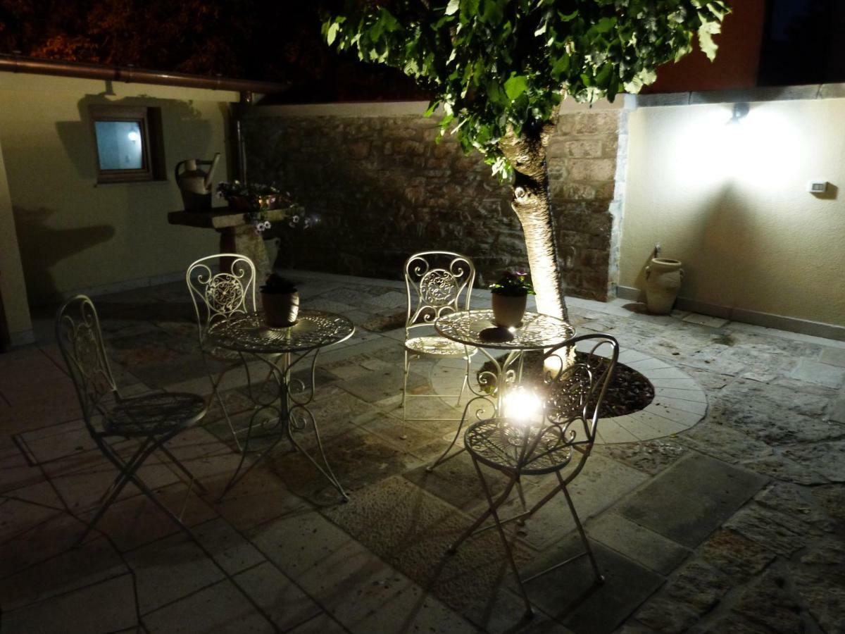 Bed & Breakfast Barbara Borgo Grotta Gigante ภายนอก รูปภาพ